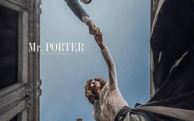 A MÃO LINDA DO SALVA-VIDAS