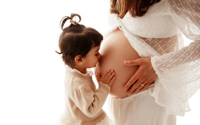 Sessão grávida Lisboa: dúvidas mais comuns (o que vestir, quando fazer e mais)