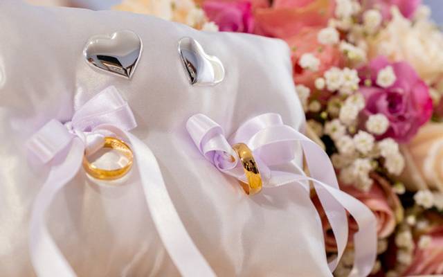 A escolha das alianças de casamento
