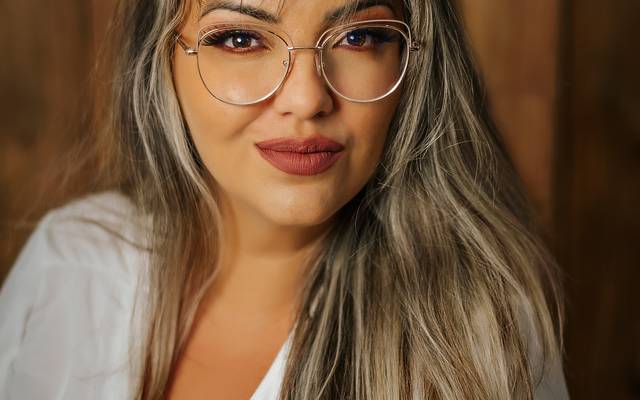 Transforme sua imagem pessoal e profissional com uma sessão de retrato profissional - saiba como!