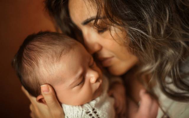 O Que São as Conexões na Fotografia Newborn e Por Que Elas São Essenciais