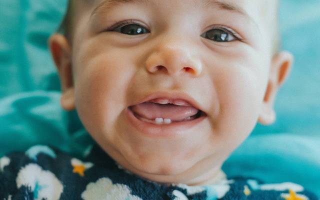 A Primeira Dentição do Bebê: Experiências e Dicas de uma Mãe Fotógrafa