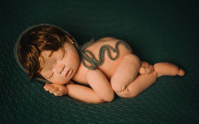 Bebês Reborn: Entre a Polêmica e a Arte Fotográfica