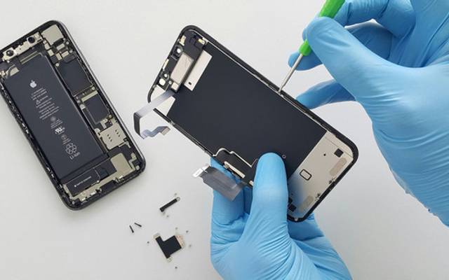 Quanto Tempo Demora a Troca de Tela e de Bateria do iPhone na GoPhone Unique?