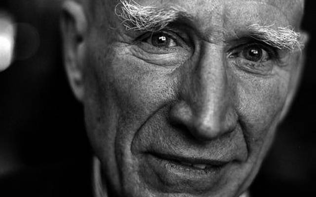 Sebastião Salgado é mais do que um fotógrafo — ele é um contador de histórias da humanidade. O legado de um Mestre da Imagem