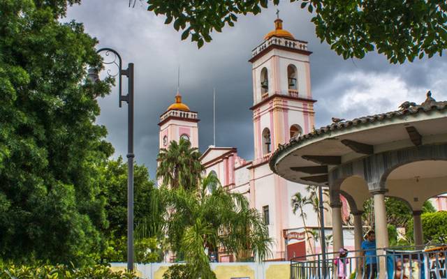 Reunión de varios; No importa el clima