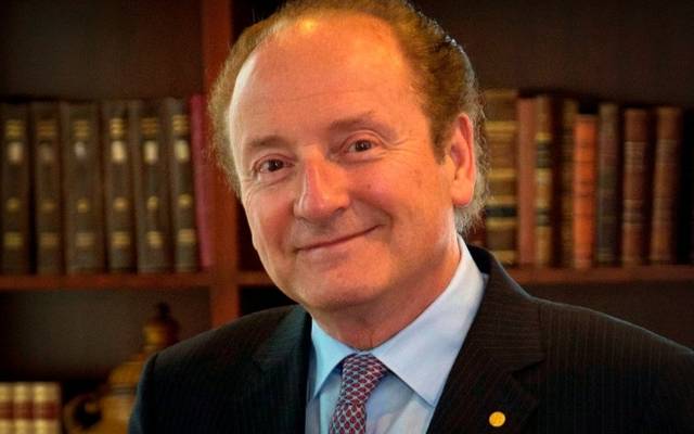 ROBERT MERTON - CRÍTICO DA TEORIA DA  BUROCRACIA 