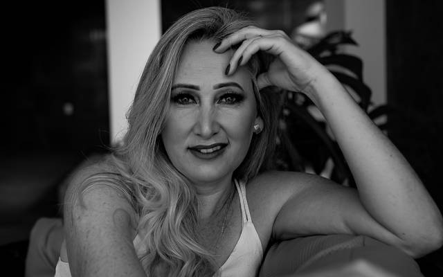 NÃO SOU MODELO , MAS QUERO FAZER FOTOS 