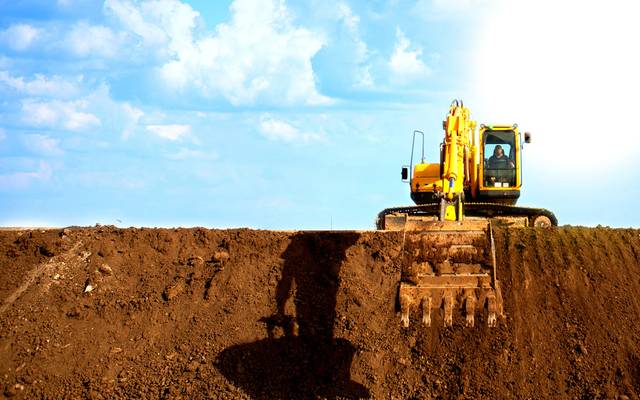Construção Sustentável de Tranques: Armazenando Água para o Futuro de Forma Responsável