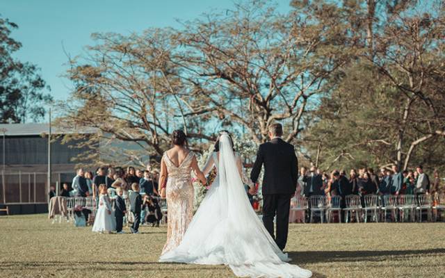 Por que fazer as fotos do seu Casamento comigo?