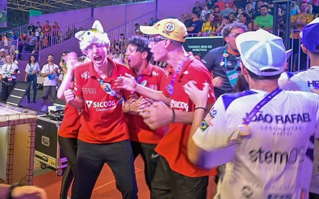 Equipe mineira de robótica vence o torneio nacional e vai representar o Brasil no mundial em Houston