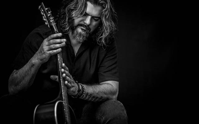 “Beatles na Esquina” : Show do cantor Daniel Lima e Flávio Venturini em homenagem aos Beatles e Clube da Esquina