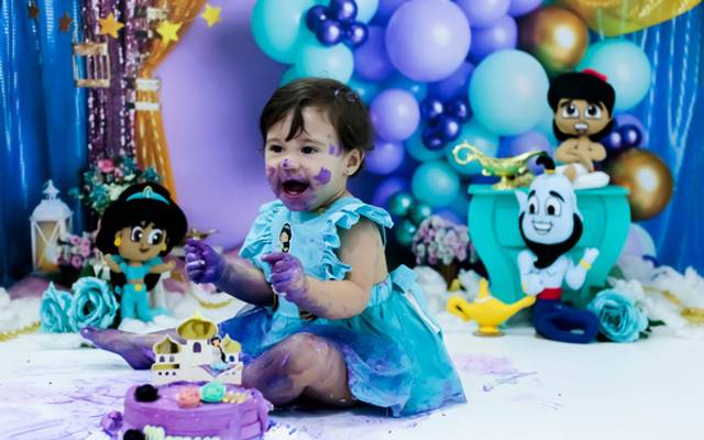 Desvendando o Smash the Cake: Registrando o primeiro ano do seu Bebê