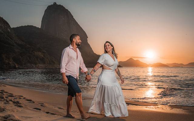 Blog: O Amanhecer Romântico de Paula & Victor na Praia Vermelha