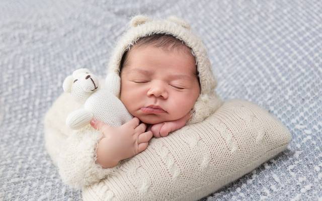 Ensaio Newborn em Camboriú: quais são as principais poses do bebê?