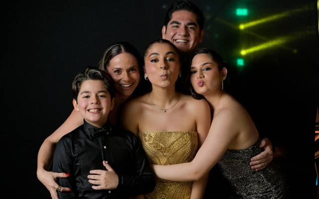 Ninguém sabe quando está fazendo a última foto com quem ama