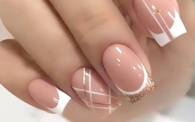 Elegantes Diseños de Uñas Cortas: Estilo y Sofisticación