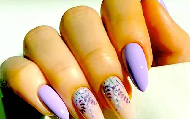 Uñas Color Lila Pastel Decoradas: Brilla con Estilo Esta Temporada