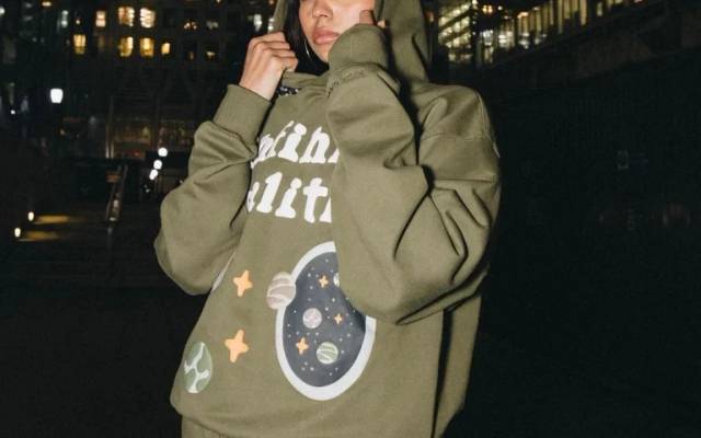 Broken Planet Hoodie & Tracksuit: A Perfect Blend of Comfort & Style