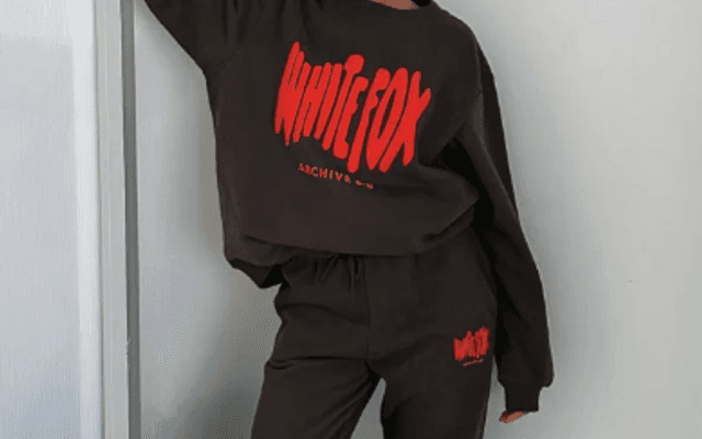 A Guide to Choosing the Perfect White Fox Tracksuit for Every Season