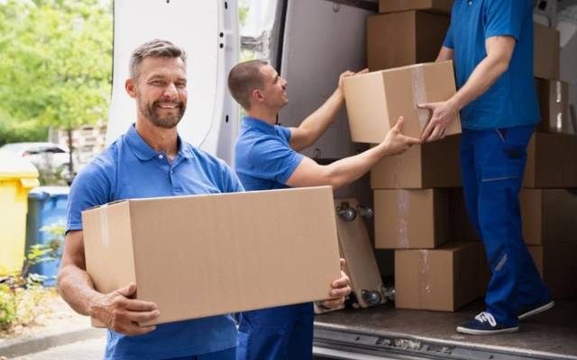 Planning Your Move to Watford? Expert Tips & Movers Guide