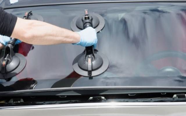 Speedy Glass Toronto: Expert Windshield & Mobile Glass Repair