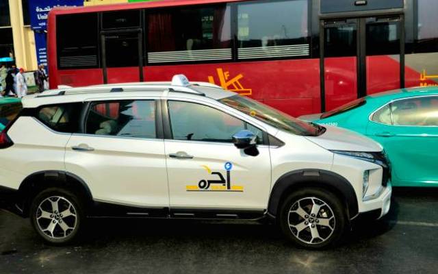 Book a Comfortable Makkah Ziyarat Taxi for Holy Site Visits