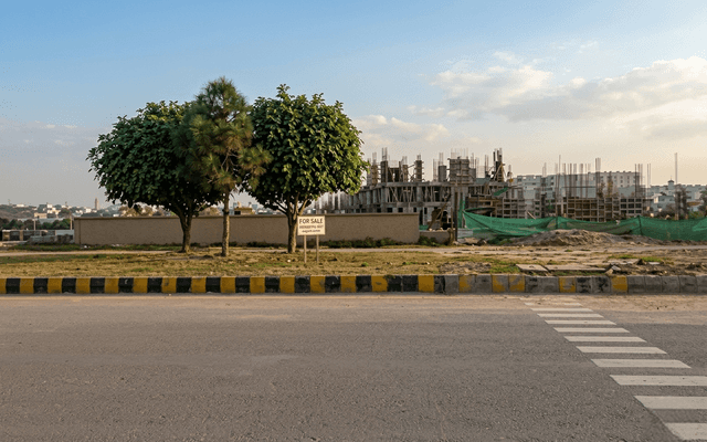 Plots for Sale in Faisalabad – Residential & Commercial Investment Opportunities