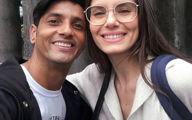 Romero Silva e Camila Queiroz