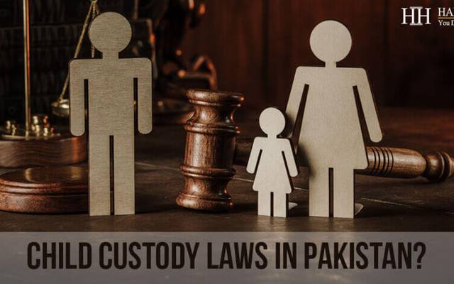 How Do Pakistani Courts Decide Custody Cases Under Child Custody Laws?