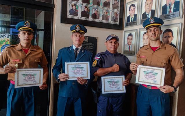 Bombeiros militares são homenageados na Câmara Municipal de Humaitá