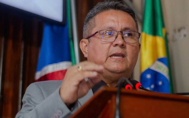 Sargento de Macedo volta a cobrar funcionamento de tomógrafo