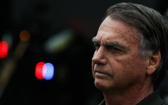 Bolsonaro é preso pela Polícia Federal em Brasília
