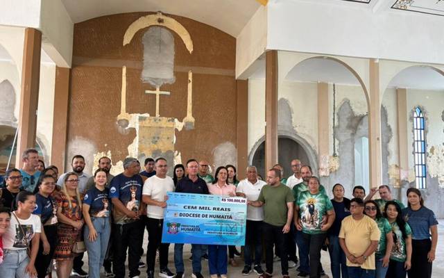PREFEITURA DE HUMAITÁ REPASSA 100 MIL PARA A DIOCESE DE HUMAITÁ