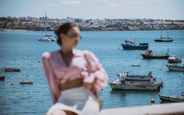 Bate e volta de Lisboa para Cascais de trem