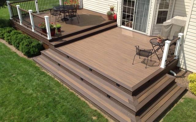 Why Choose Trex Decking Over Wood for Indiana Backyards