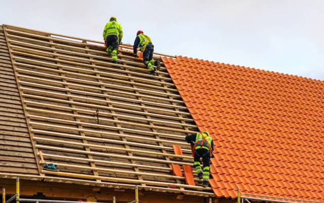 A Complete Guide to Roof Installation and Replacement in Southern Indiana