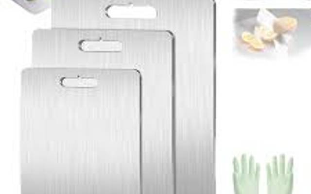 Tivano Charcuterie & Cutting Board 2-in-1 Design