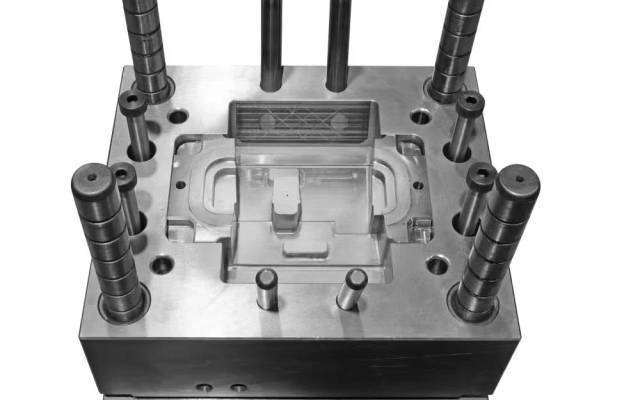 Top 5 Advantages of Using Pressure Die Casting in E Rickshaw Shocker and Electric Scooter Body Parts