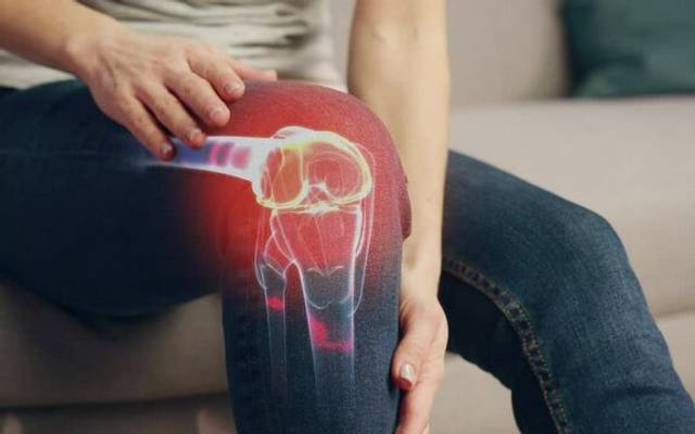 Taithí a fháil ar CBD le Luke O'Neill