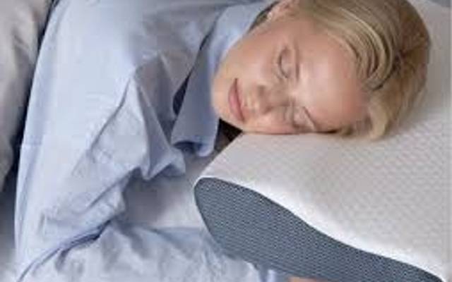 Derila ERGO Pillow Therapeutic Memory Foam Design for Pain Relief, Better Sleep, and Full-Body Relaxation