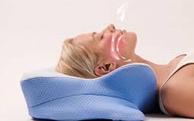  Derila ERGO Orthopedic Pillow High-Density Memory Foam with Contoured Design for Neck and Spine Alignment