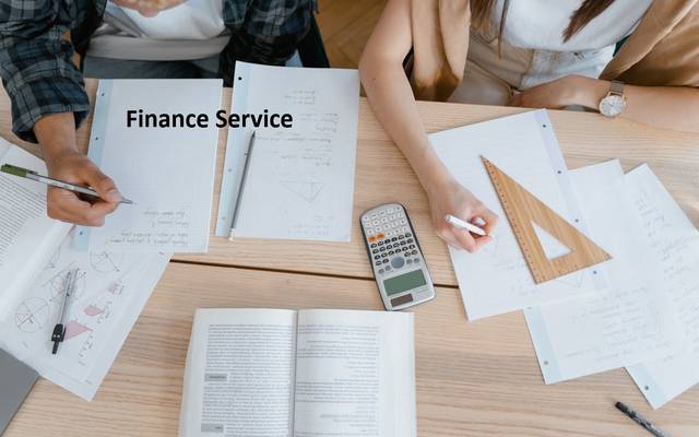 Is the difference between gross profit and operating profit?