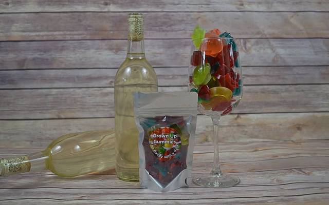 Grown Up Gummies for Women: Top Picks for Hair, Skin & Nails