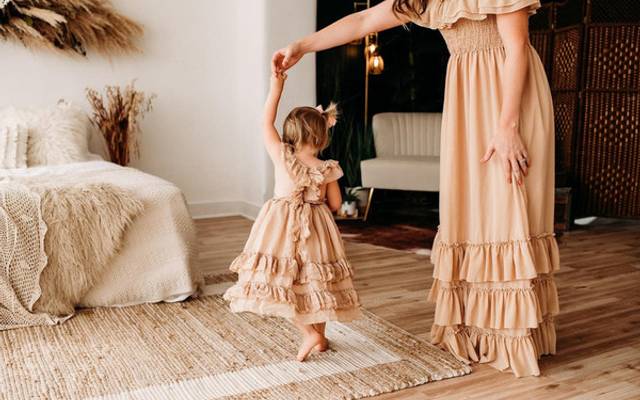 Style & Smiles: Wide Brim Hats, Rompers, and Delightful Surprise Gifts