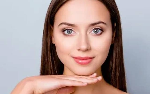 Is an 8 Point Facelift with Juvederm More Effective Than Regular Fillers?