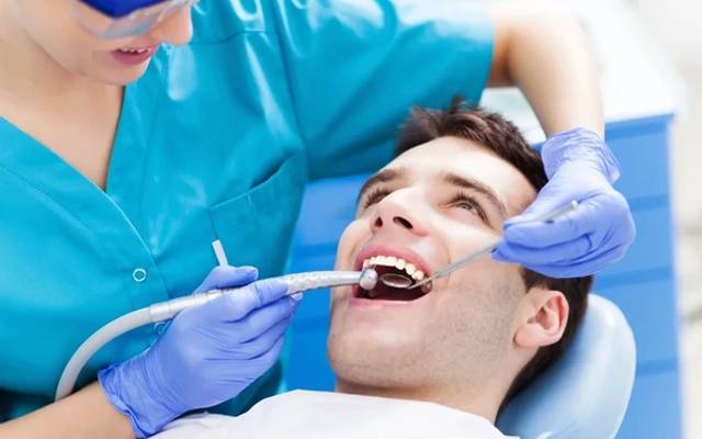 Can Teeth Scaling Help Reduce or Eliminate Bad Breath?