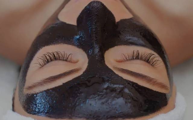 How Does Laser Carbon Peel Support Clearer Skin?