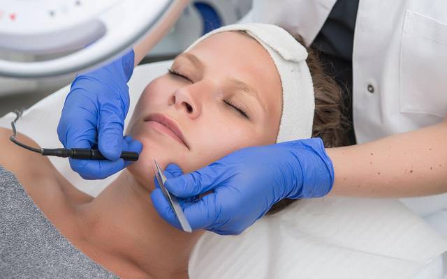 Does Electrolysis Laser Hair Removal Cause Redness?