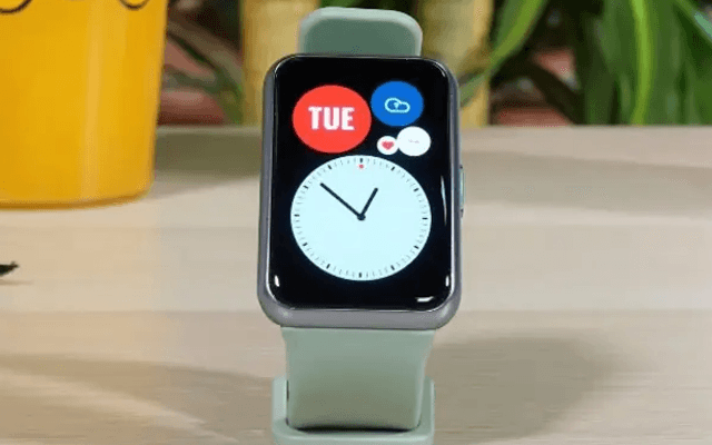 #$ Is FitiWatCh Smartwatch Good for Students? A CoMplete Review